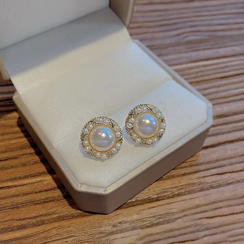 Bijou plaqué or – boucles d’oreilles florales brillantes