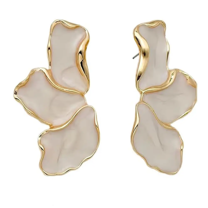 Boucles d’Oreilles Fleur Dorée – Acier Inoxydable & Élégant