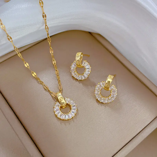 Parure cercle doré femme avec cristaux brillants – collier et boucles