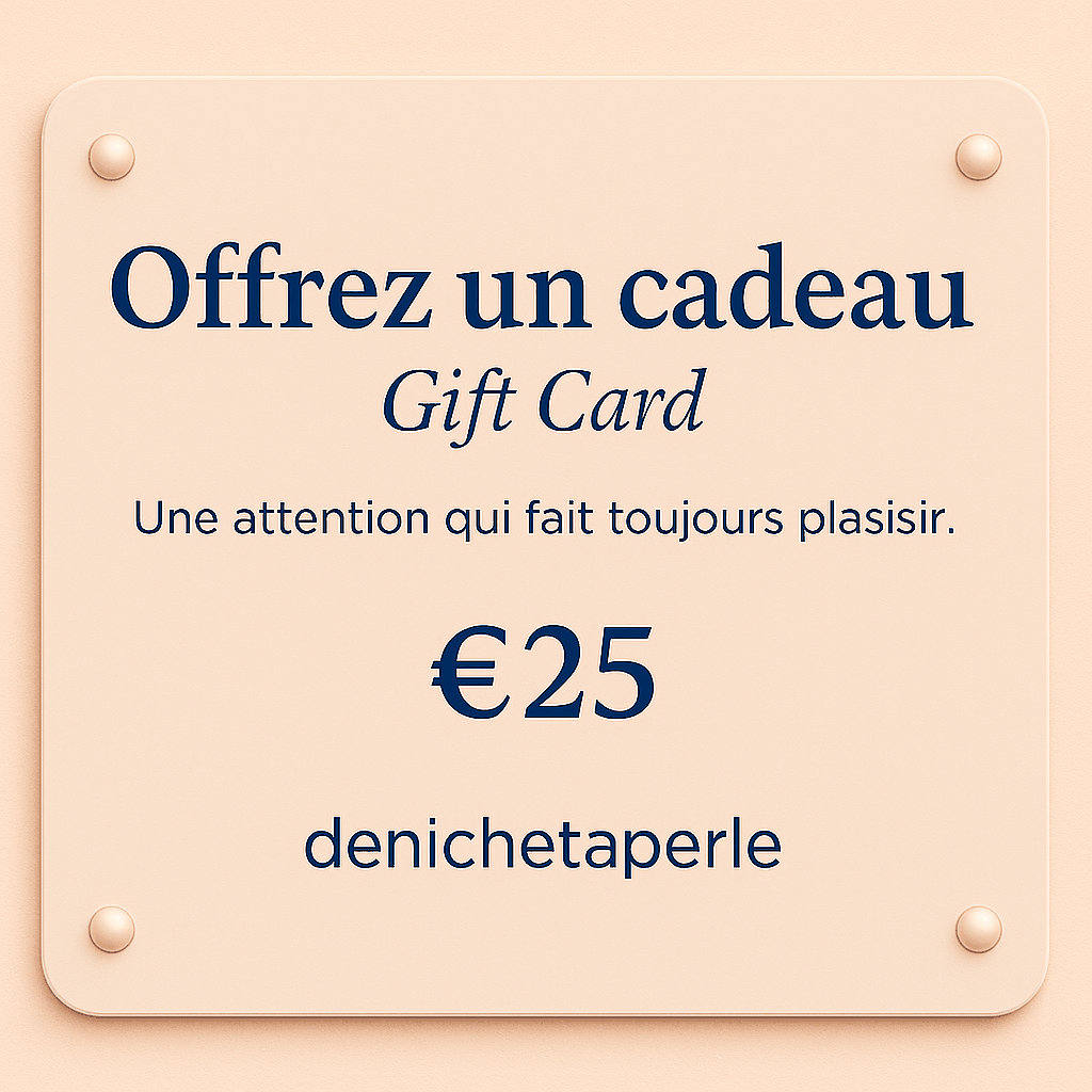 Carte denichetaperle cadeau beige rosé avec texte bleu marine, montant de 25 € et quatre rivets dorés