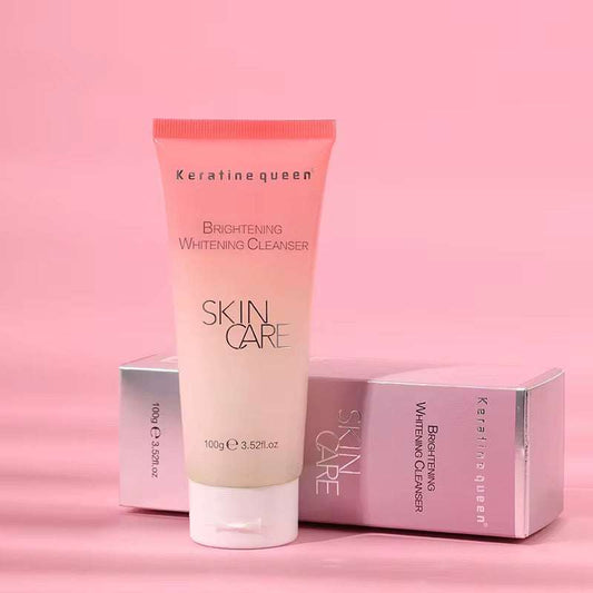 Gel Nettoyant Visage éclaircissant rose en tube, texture crème et emballage assorti, format 100 g