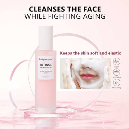 Nettoyant visage au rétinol rose dans un flacon pompe, formule crémeuse et hydratante anti-âge